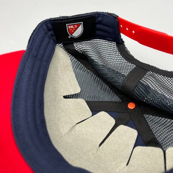 New York City FC Trucker Hat Men Navy White Fanatics MLS Snap Back Cap New - Picture 7 of 8